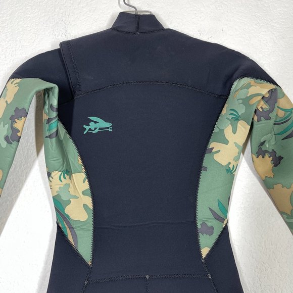 Patagonia Wetsuit Spring Suit NEW - Picture 9 of 15